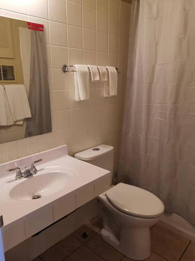 Dundurn Motel Экстерьер фото