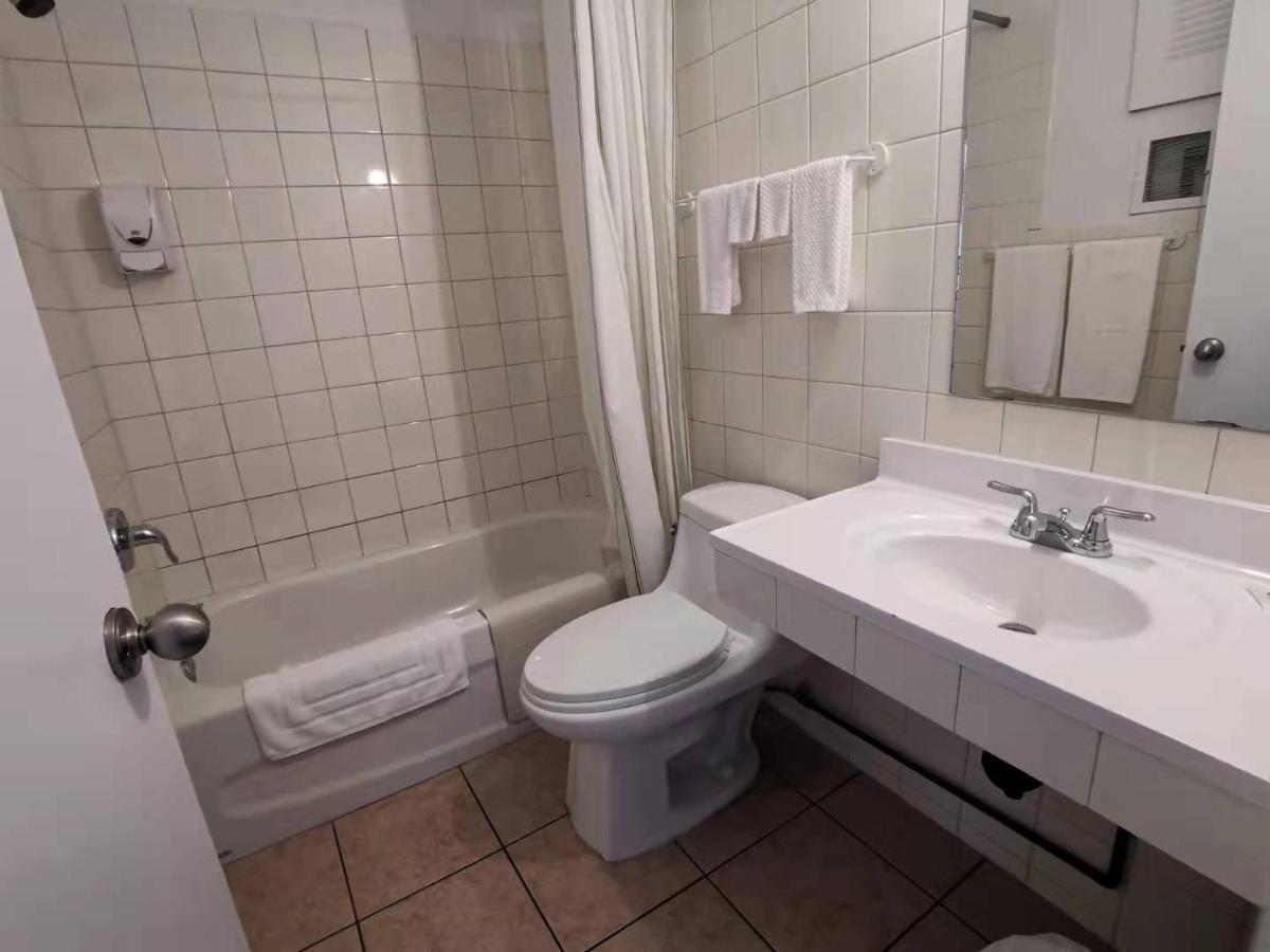 Dundurn Motel Экстерьер фото