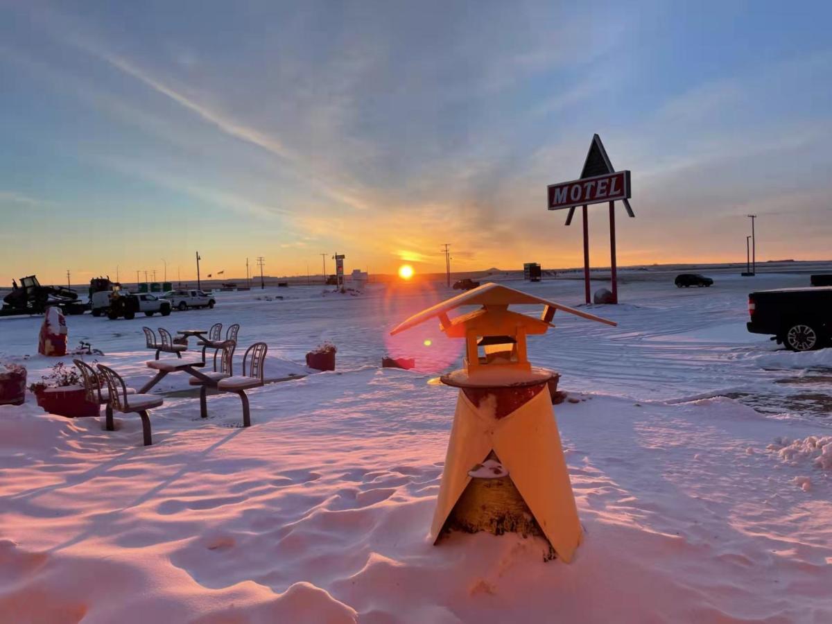 Dundurn Motel Экстерьер фото