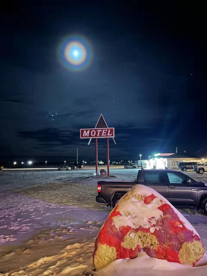 Dundurn Motel Экстерьер фото