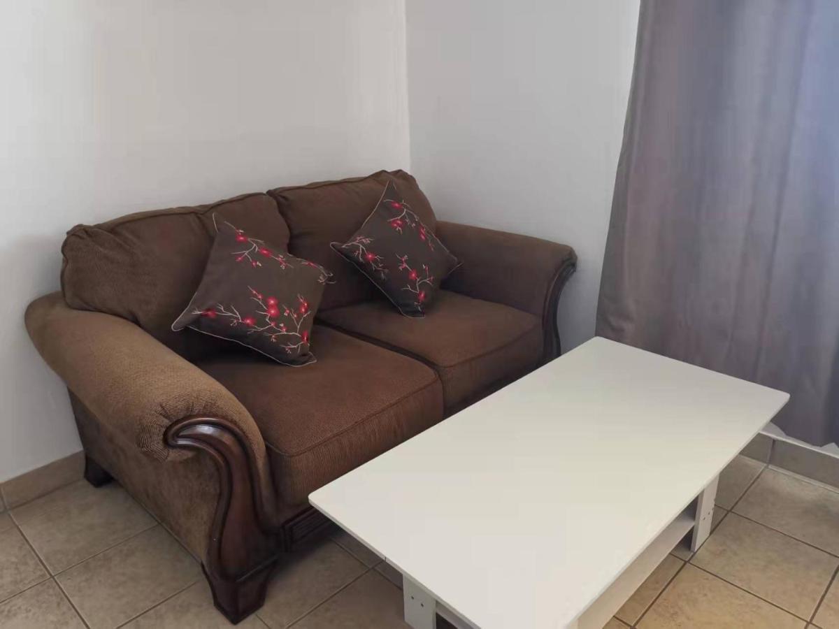 Dundurn Motel Экстерьер фото