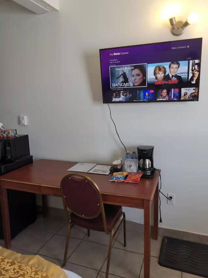 Dundurn Motel Экстерьер фото