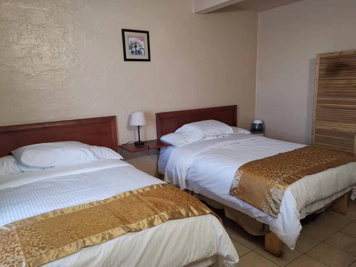 Dundurn Motel Экстерьер фото