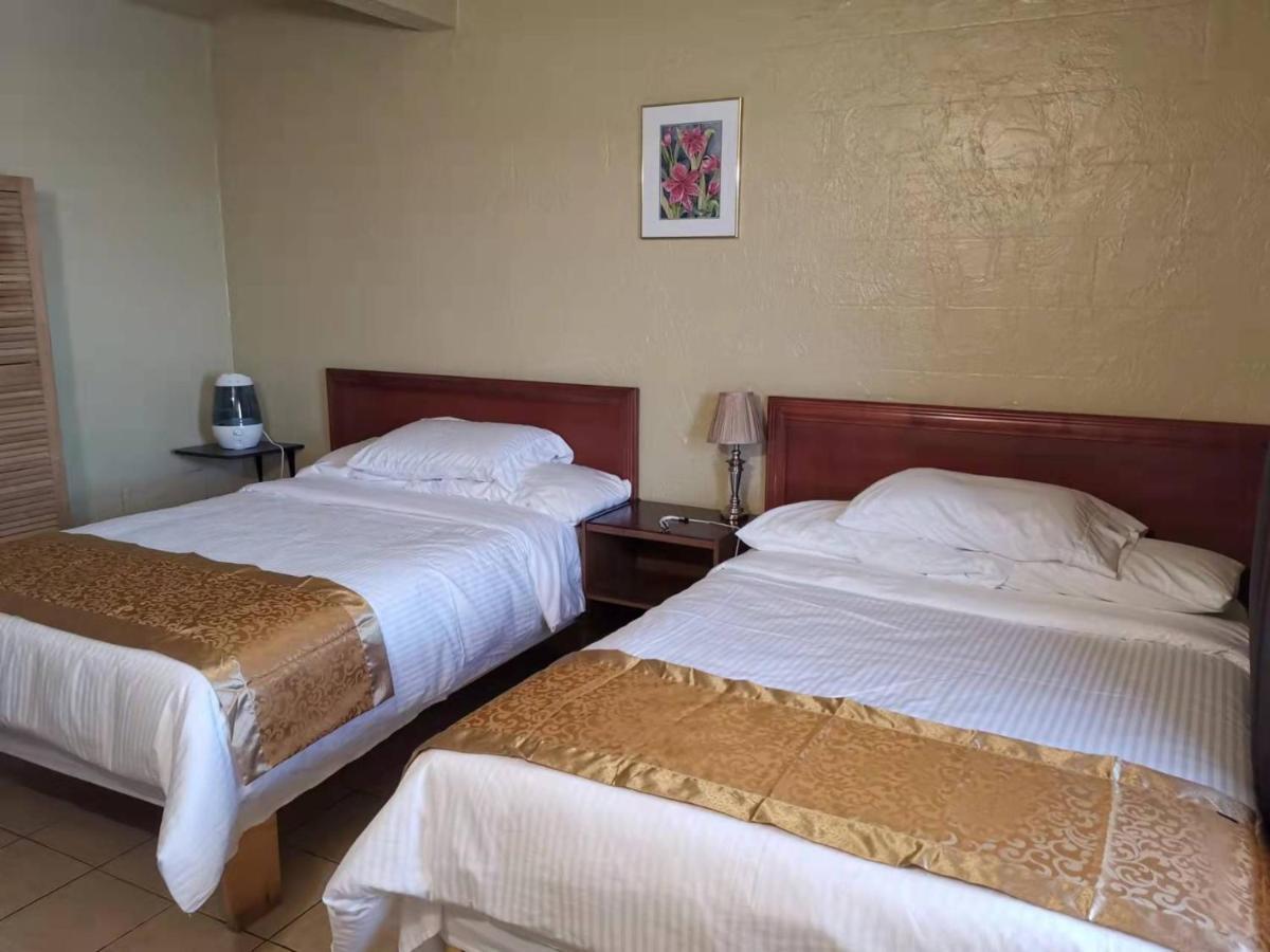 Dundurn Motel Экстерьер фото