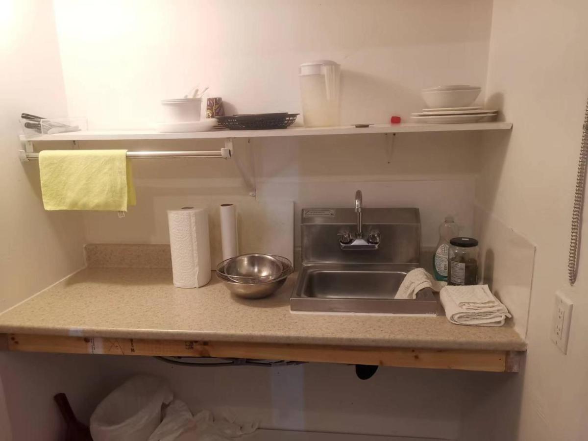Dundurn Motel Экстерьер фото